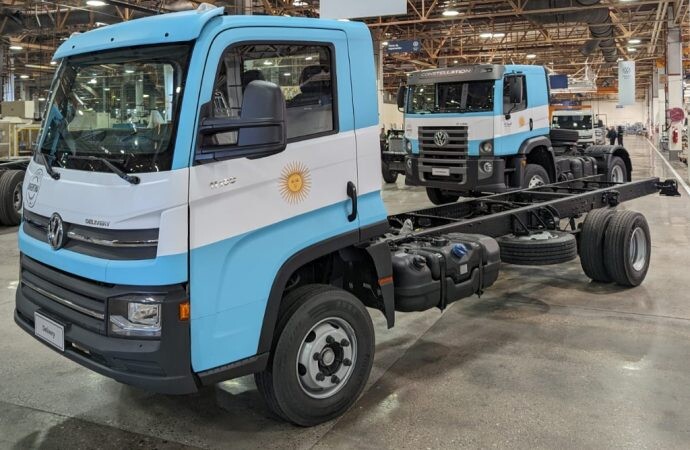 Volkswagen inició formalmente la producción de camiones y buses en Córdoba