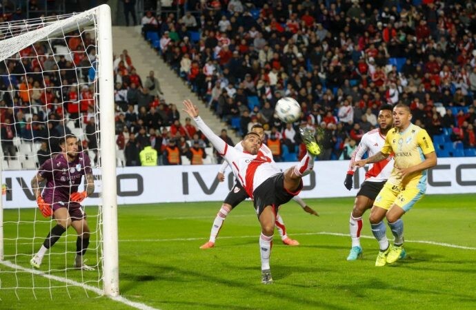 Iveco renueva su patrocinio a la Copa Argentina