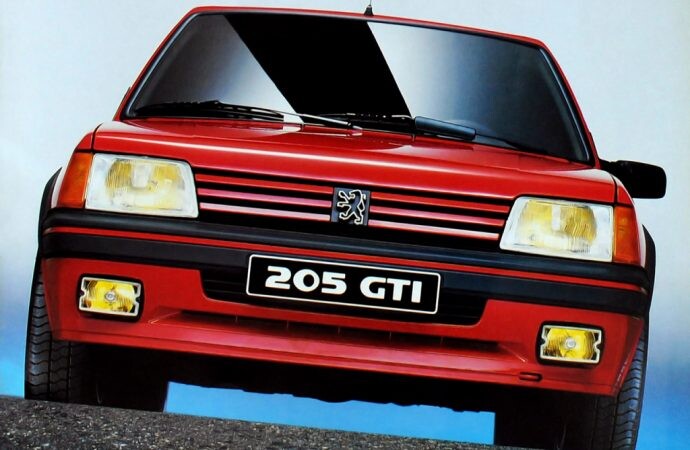 El Peugeot 205 GTi cumple 40 años