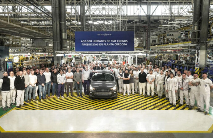 Fiat festeja los 400.000 Cronos producidos en Argentina