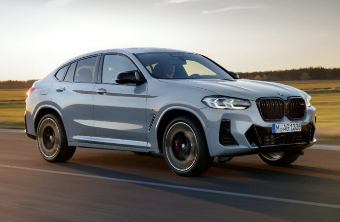 BMW lanza la renovada X4 en Argentina