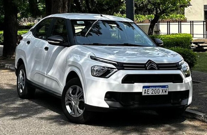 Citroën Basalt: lo cazan sin camuflaje y ya se produce en Brasil