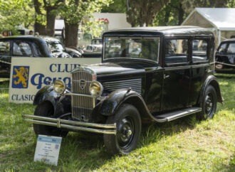 Los clásicos de Peugeot presentes en Autoclásica 2024