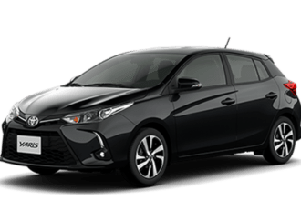 Toyota reacomoda la gama del Yaris hatch: adiós a la caja manual