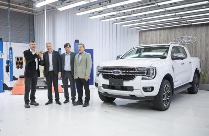 Ford Argentina dona una Ranger a la UTN Facultad Regional General Pacheco